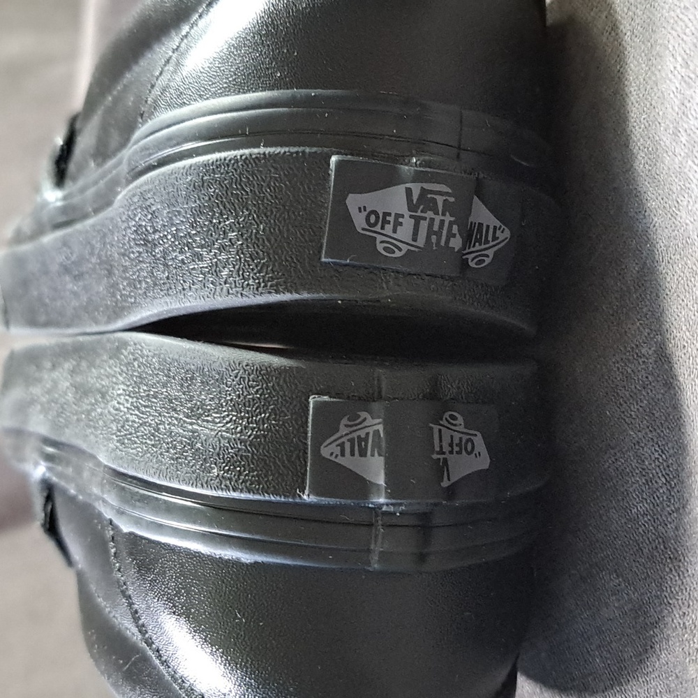 Vans Slip On Mono Black Smooth Leather Classic Sneakers VG- US 5.5 - Picture 15 of 16